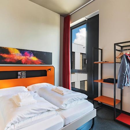 MEININGER Hotel Genève Centre Charmilles Esterno foto